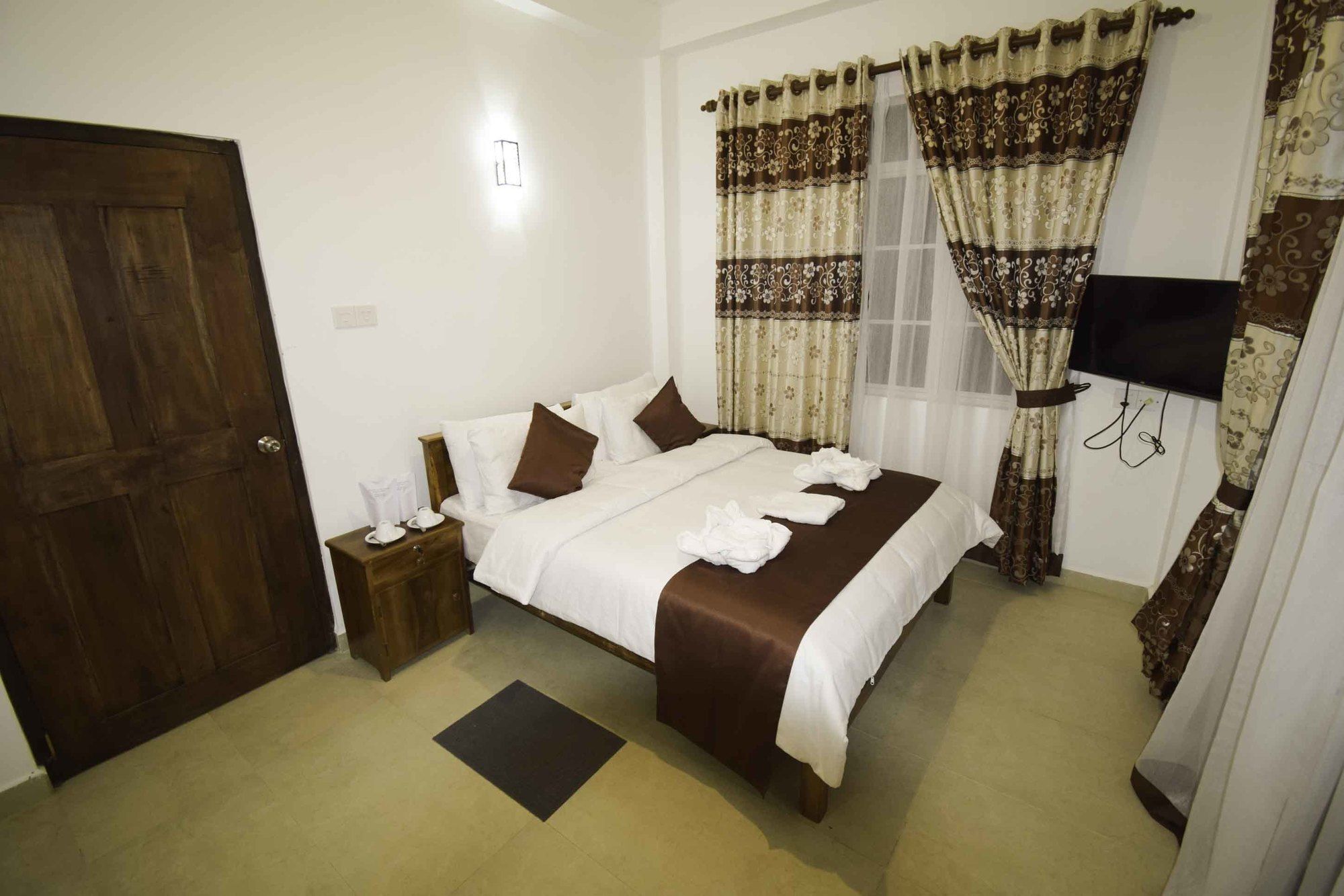 Hotel Ranvil Нувара-Елія Екстер'єр фото