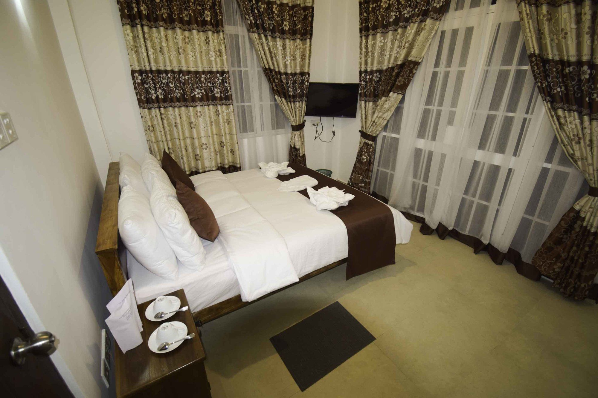 Hotel Ranvil Нувара-Елія Екстер'єр фото